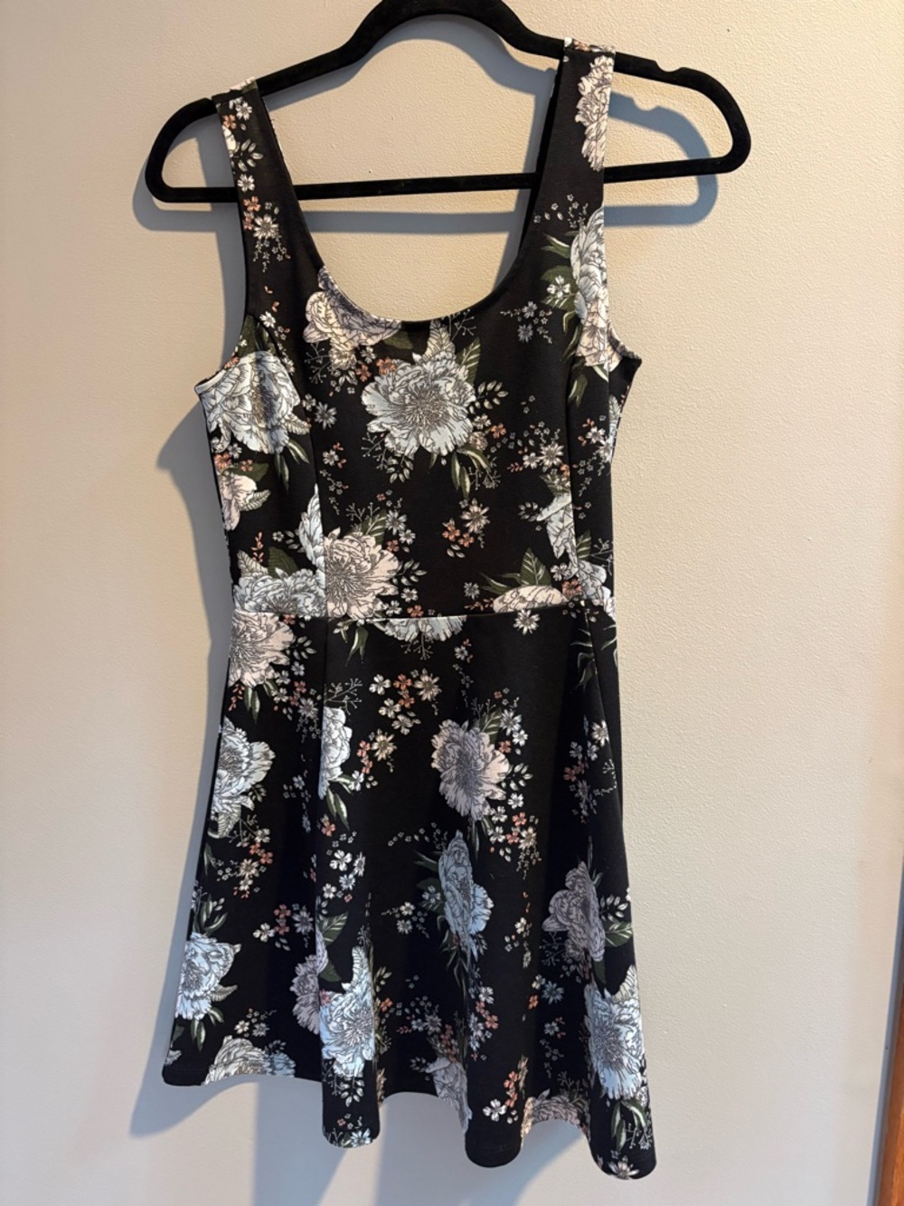Floral Scoop Neck Black Dress
